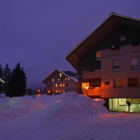 Resident Resort Harrachov & Grotta Spa Buitenkant foto